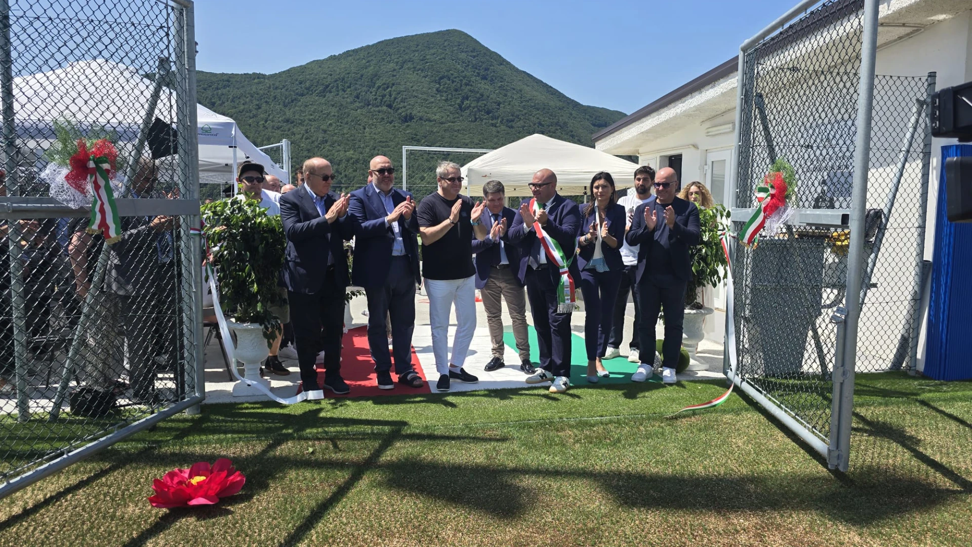 Pescolanciano: inaugurato questa mattina il nuovo campo sportivo intitolato alla memoria di Danilo Sabatino. Presente il governatore Roberti.